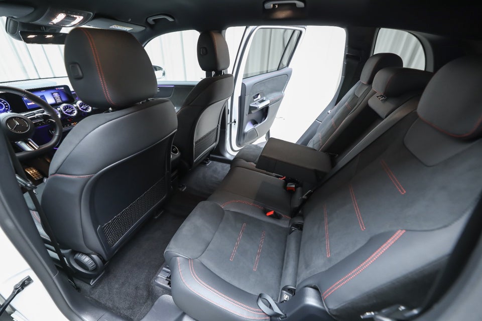 Mercedes EQB250+ AMG Advance 5d