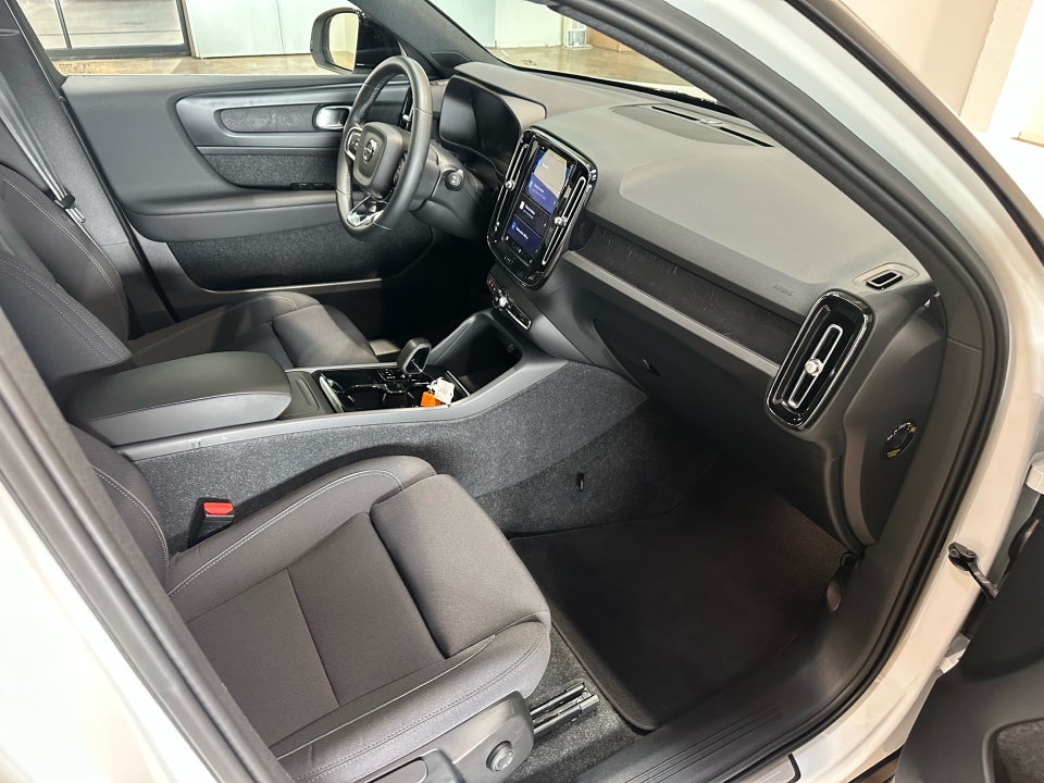 Volvo XC40 ReCharge Plus 5d