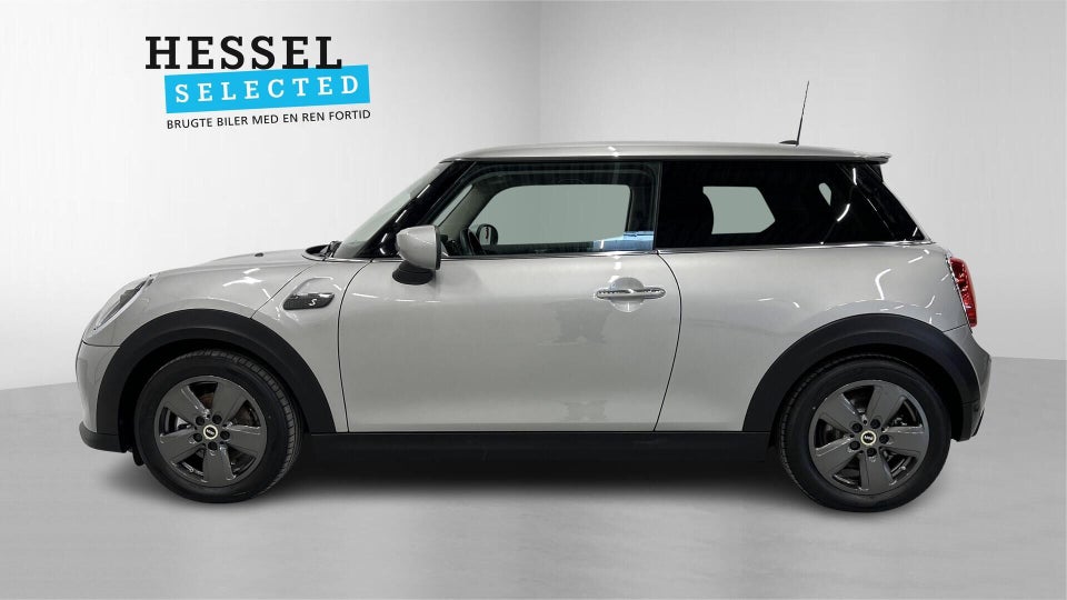 MINI Cooper SE Essential 3d