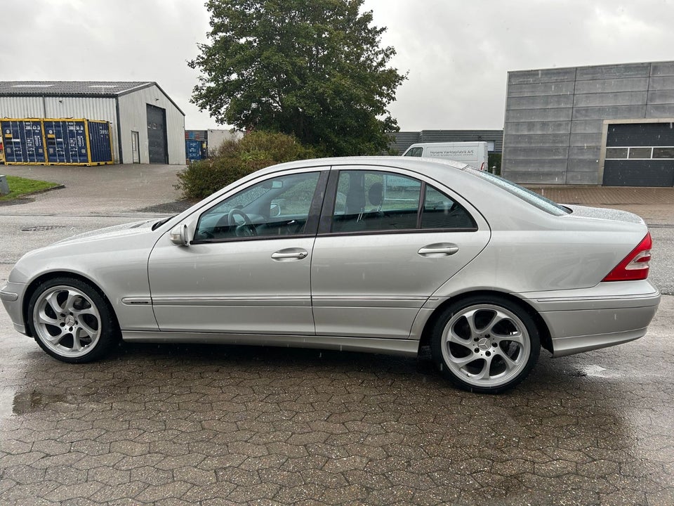 Mercedes C200 2,0 Kompressor Avantgarde aut. 4d