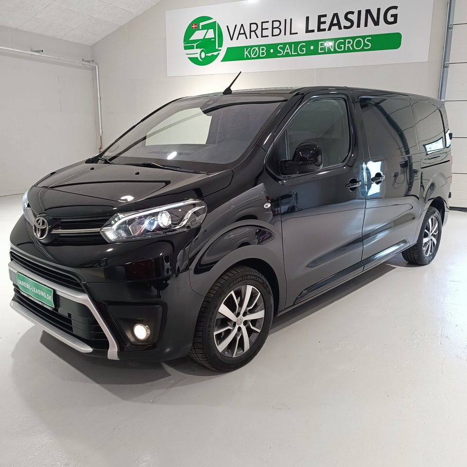 Toyota ProAce 2,0 D 177 Medium Comfort Master aut. 6d