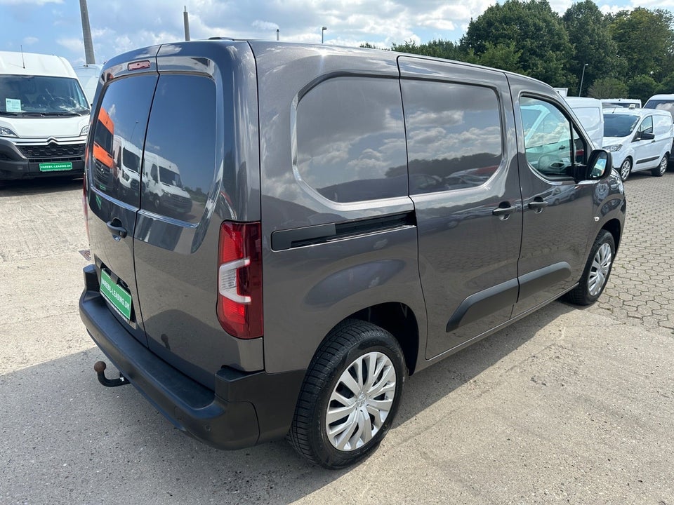 Peugeot Partner 1,5 BlueHDi 100 L1V1 Plus Van