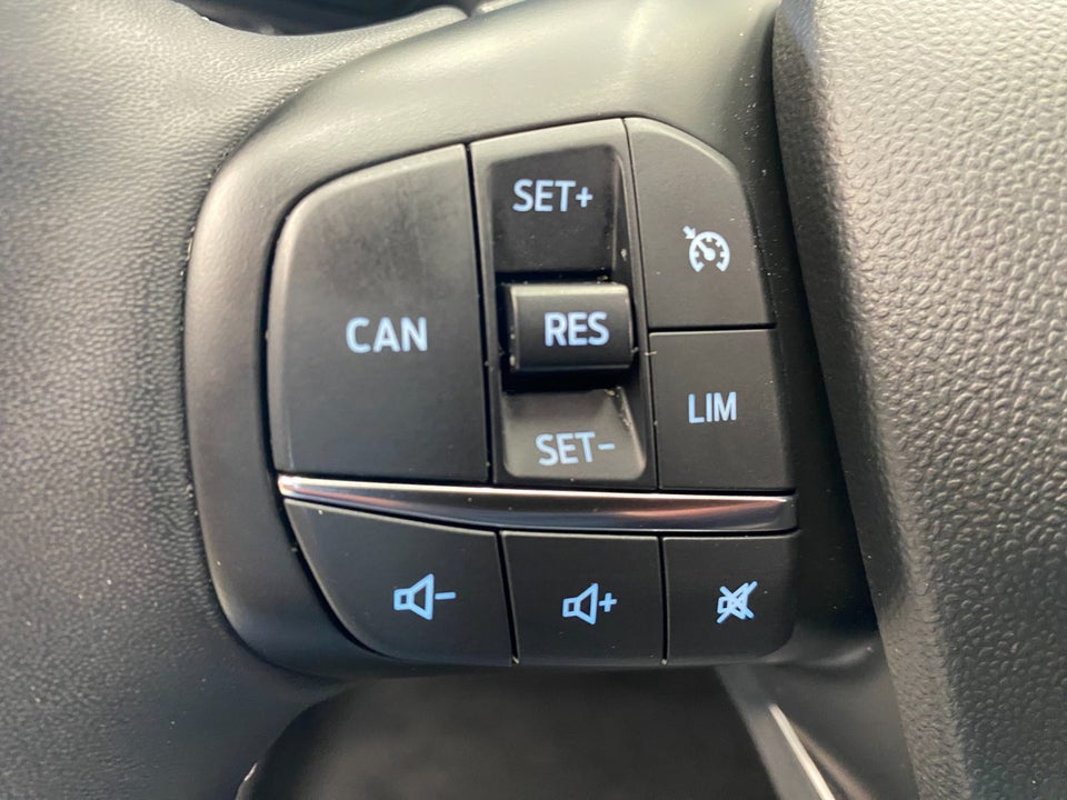 Ford Fiesta 1,0 EcoBoost mHEV Titanium 5d