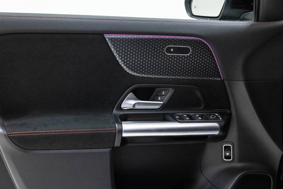 Mercedes EQA350 AMG Advance Plus 4Matic 5d