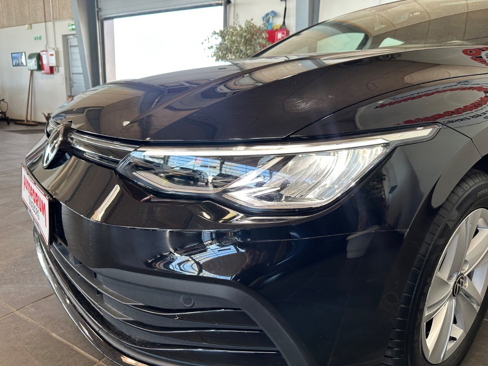 VW Golf VIII 1,5 TSi 130 Life 5d