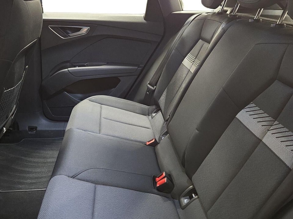 Audi Q4 e-tron 45 Progress 5d