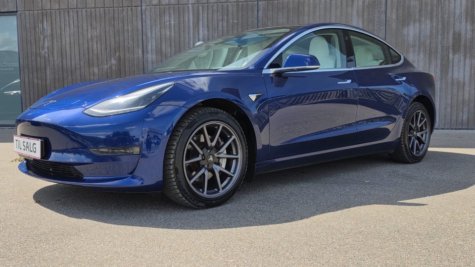 Tesla Model 3 Long Range AWD 4d