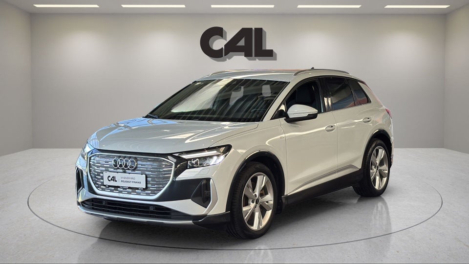 Audi Q4 e-tron 40 S-line 5d
