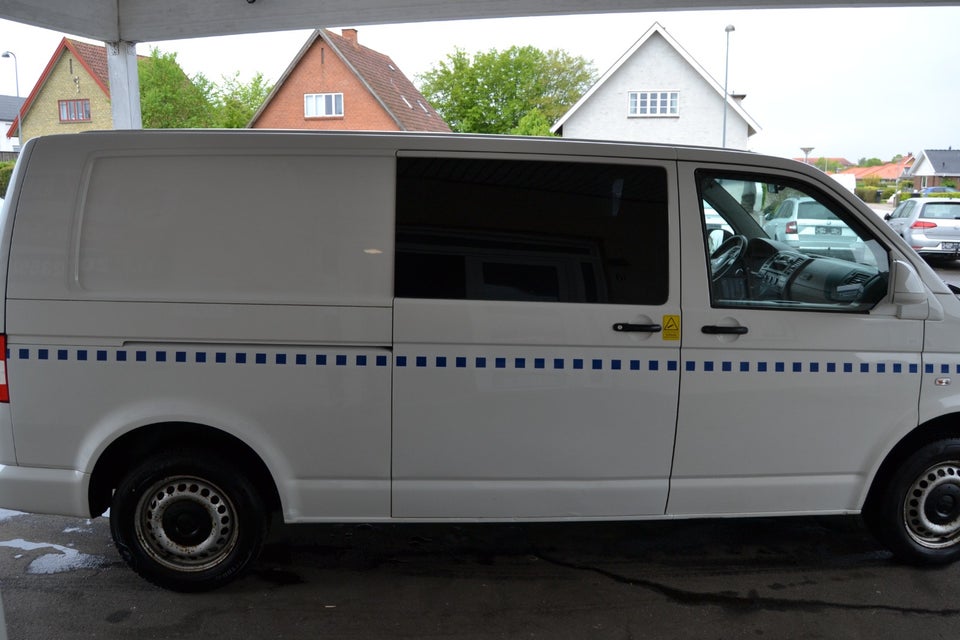 VW Transporter 2,0 TDi 140 Kassevogn lang 4d