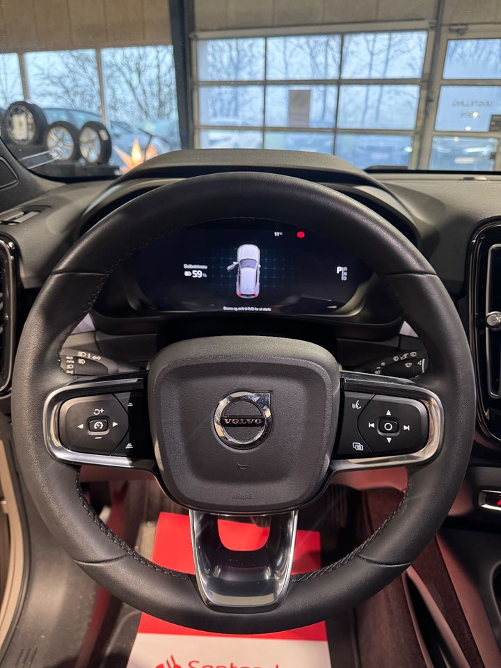 Volvo XC40 P6 ReCharge Core 5d