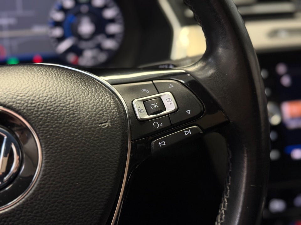 VW Passat 2,0 TDi 150 Highline Premium Variant DSG 5d