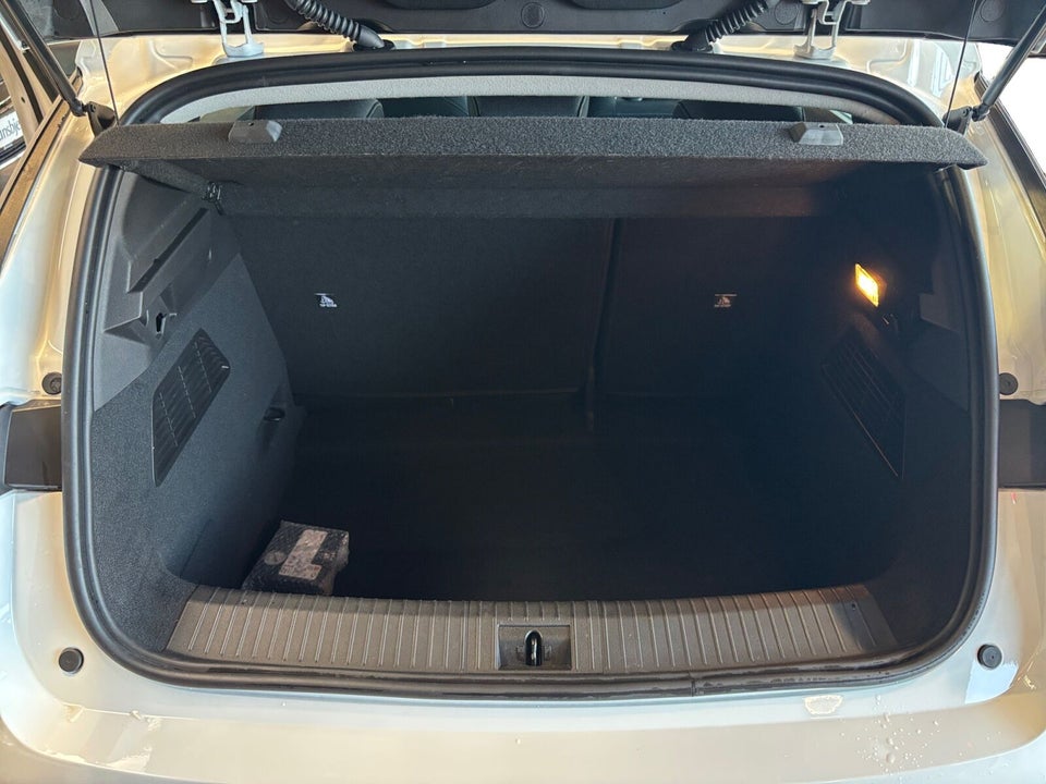 Renault Megane E-Tech 40 Equilibre 5d