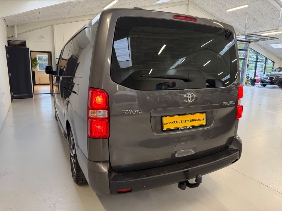 Toyota ProAce 2,0 D 177 Long Comfort Master aut. 5d