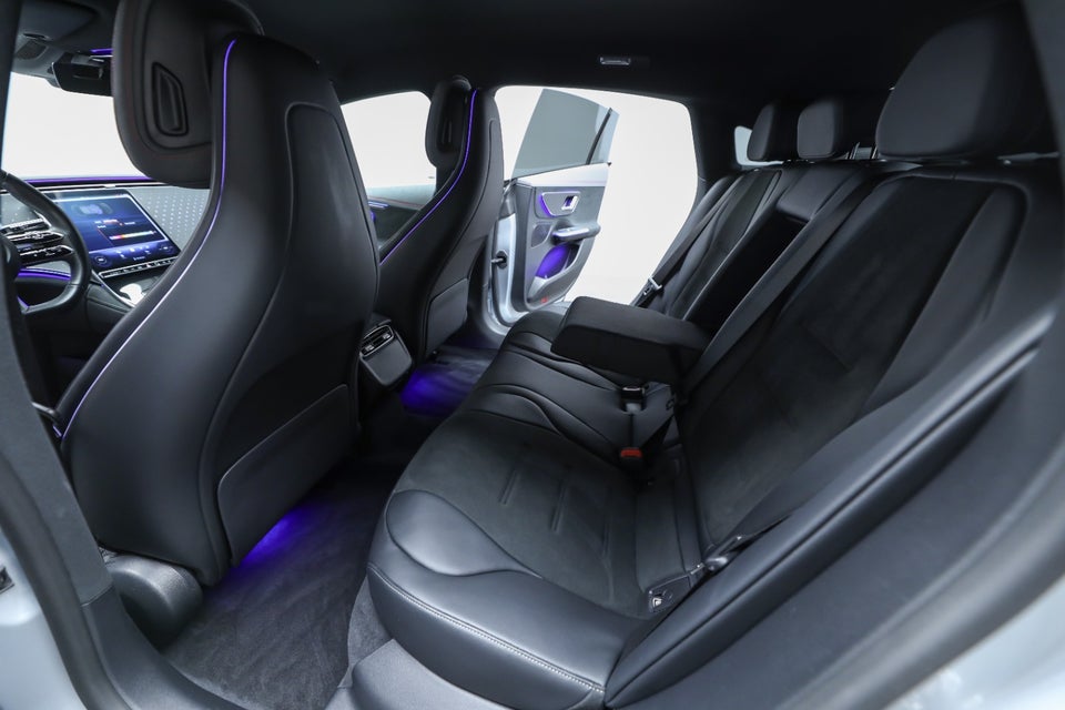 Mercedes EQE350 AMG Line 4d