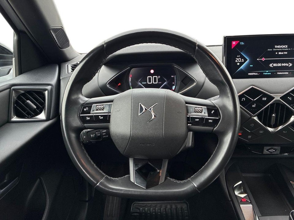DS DS 3 CrossBack 50 E-Tense Chic 5d