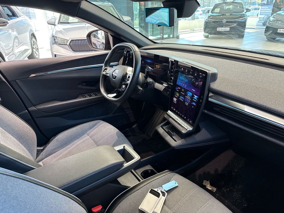 Renault Megane E-Tech 60 Techno 5d