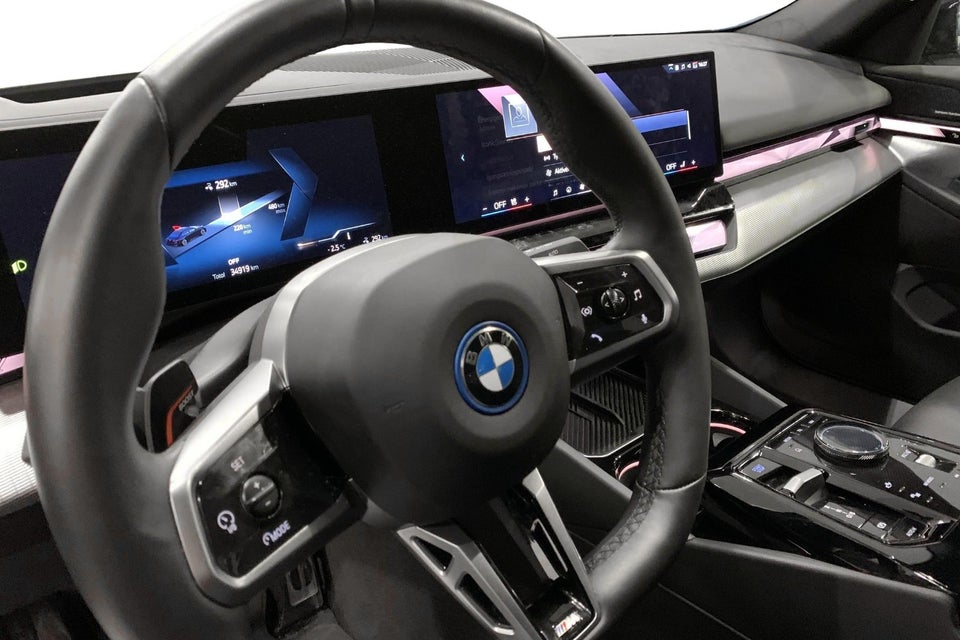BMW i5 eDrive40 M-Sport Pro 4d