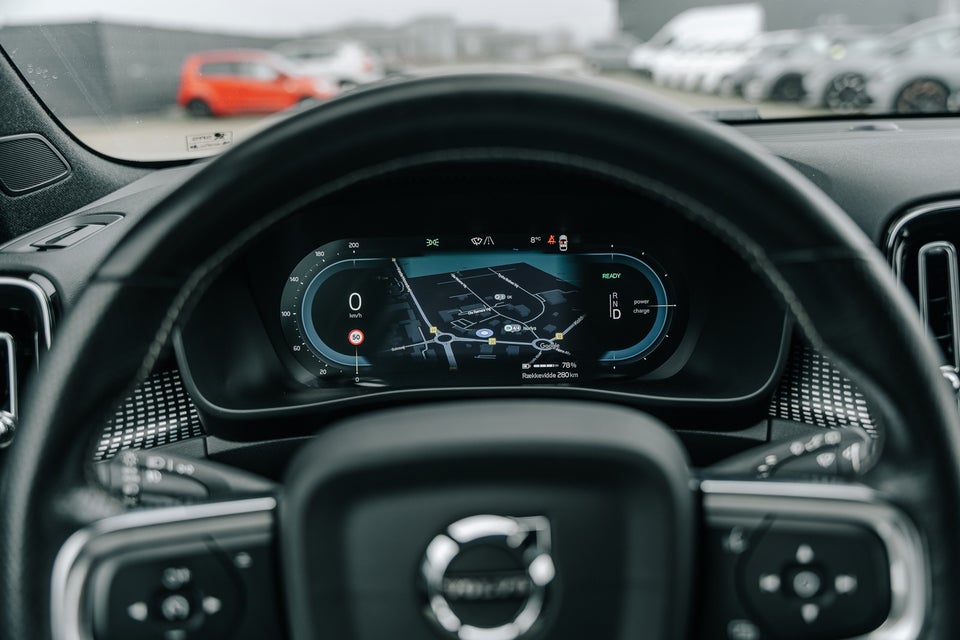 Volvo XC40 P8 ReCharge Twin R-Design 5d