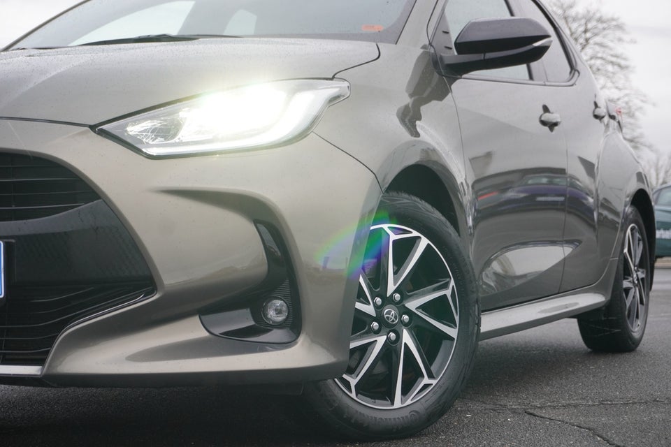 Toyota Yaris 1,5 Hybrid H3 Style e-CVT 5d