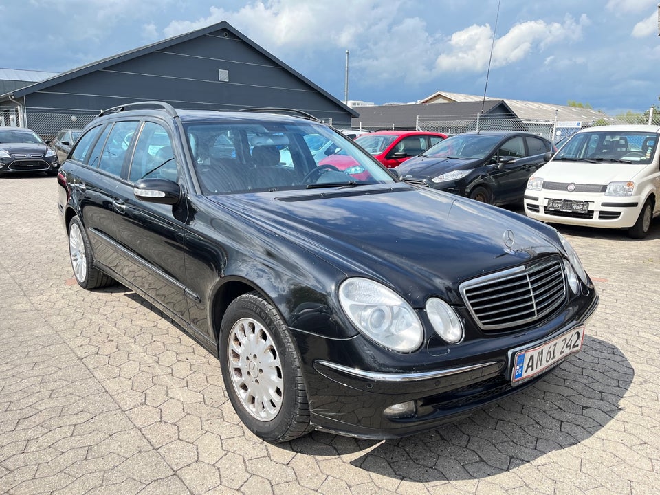 Mercedes E200 1,8 Kompressor Avantgarde stc. 5d