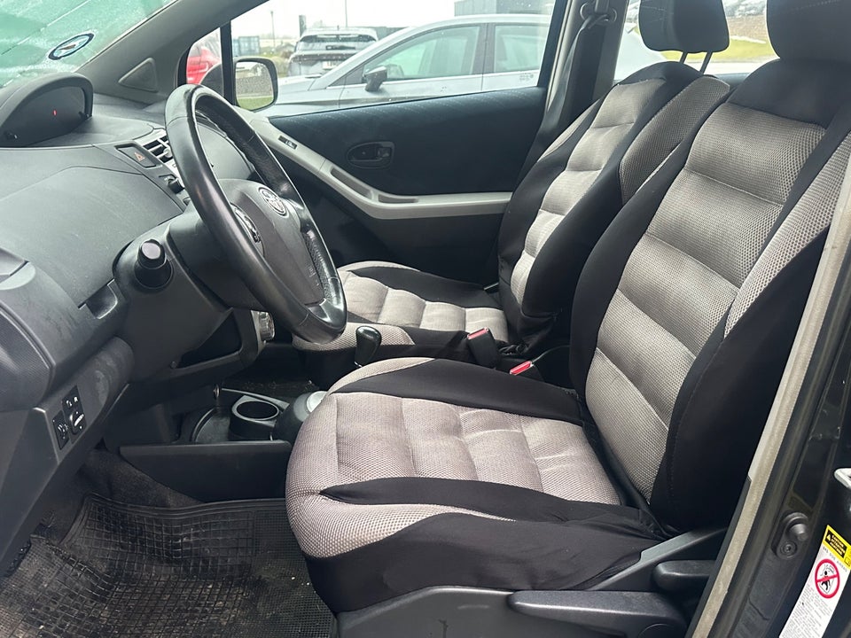 Toyota Yaris 1,4 D-4D Luna M/M 3d