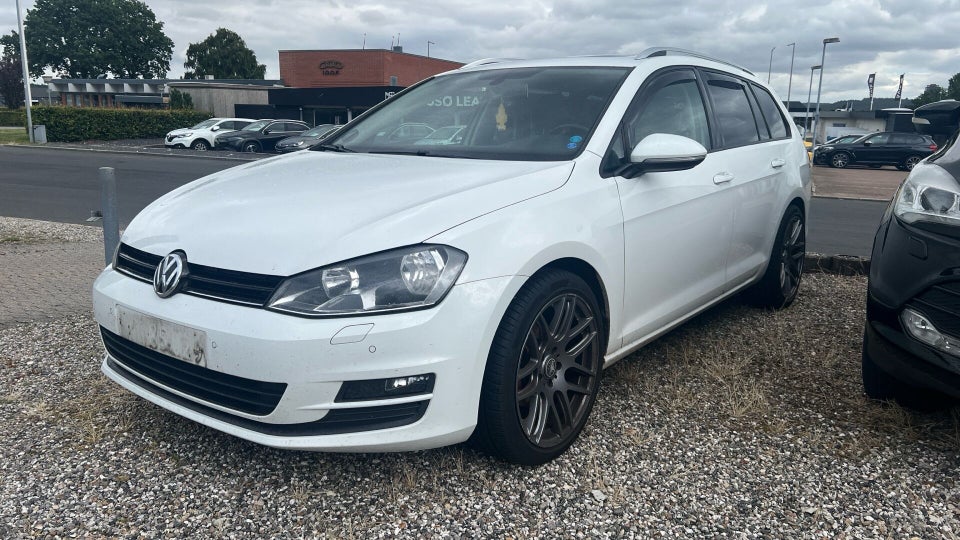 VW Golf VII 2,0 TDi 150 Comfortline Variant DSG BM 5d