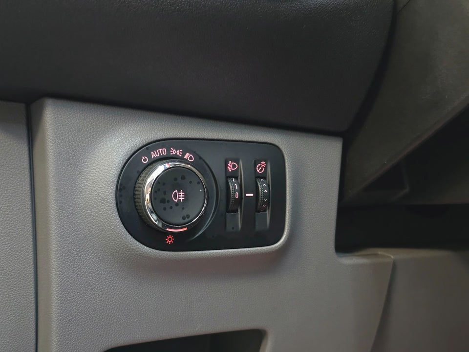 Opel Corsa 1,0 T 90 Cosmo 5d