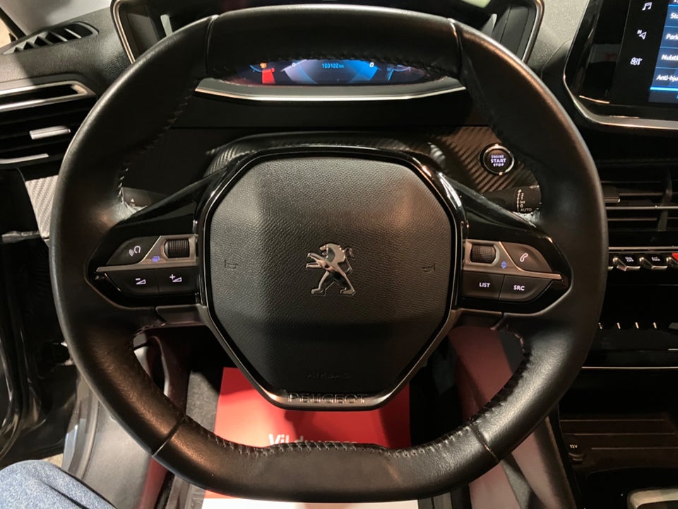 Peugeot 208 1,5 BlueHDi 100 Allure+ 5d