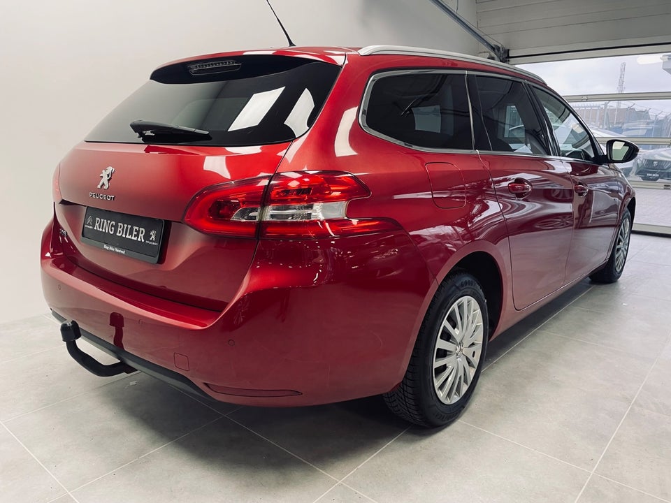 Peugeot 308 1,6 BlueHDi 120 Allure Sky SW 5d