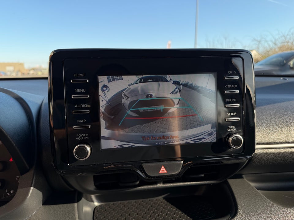 Toyota Yaris 1,5 Hybrid H3 e-CVT 5d