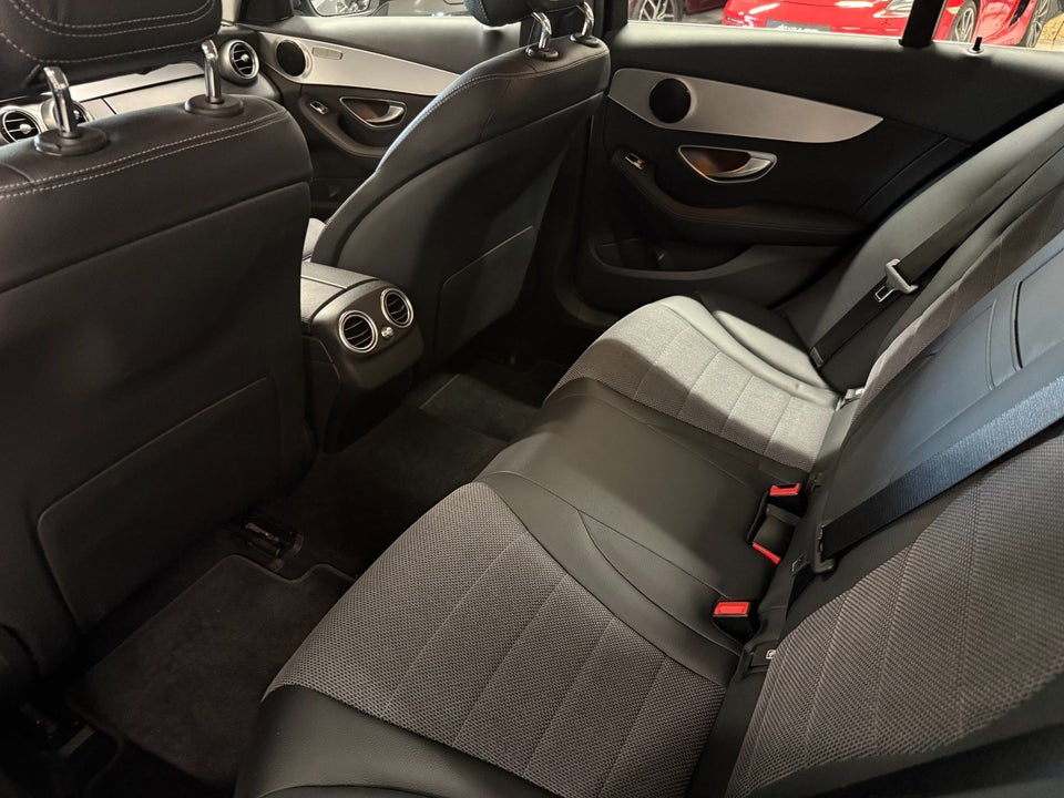 Mercedes C220 d 2,0 aut. 4d