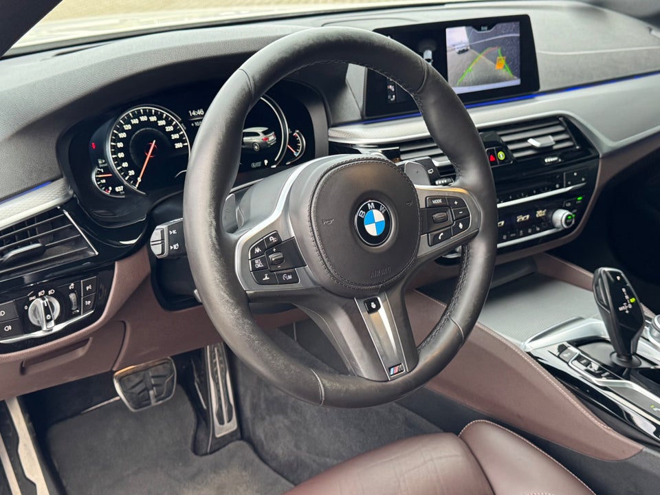 BMW 530d 3,0 Touring M-Sport aut. 5d