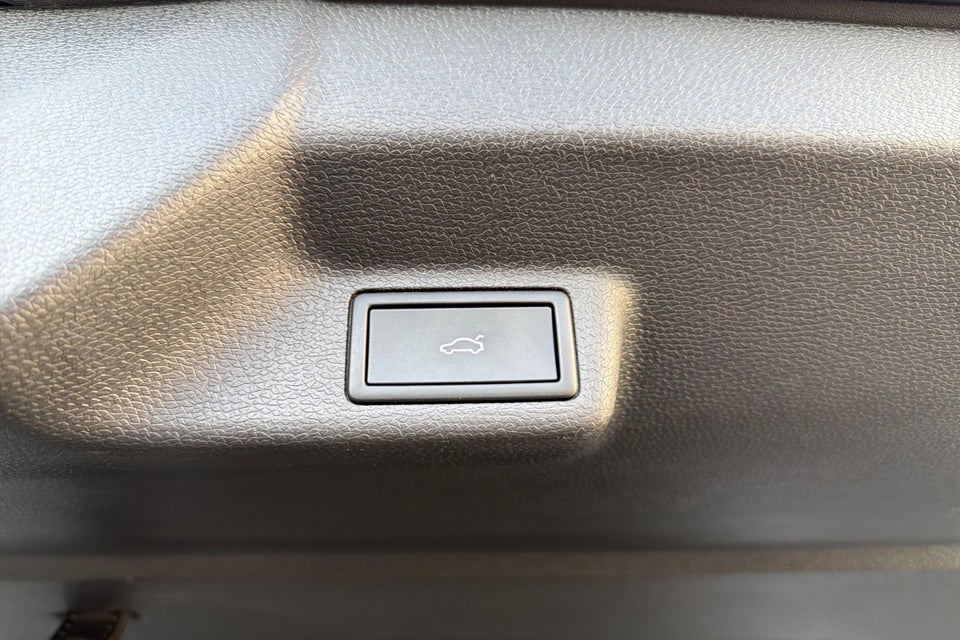 VW ID.Buzz 86 Life 7prs LWB 5d