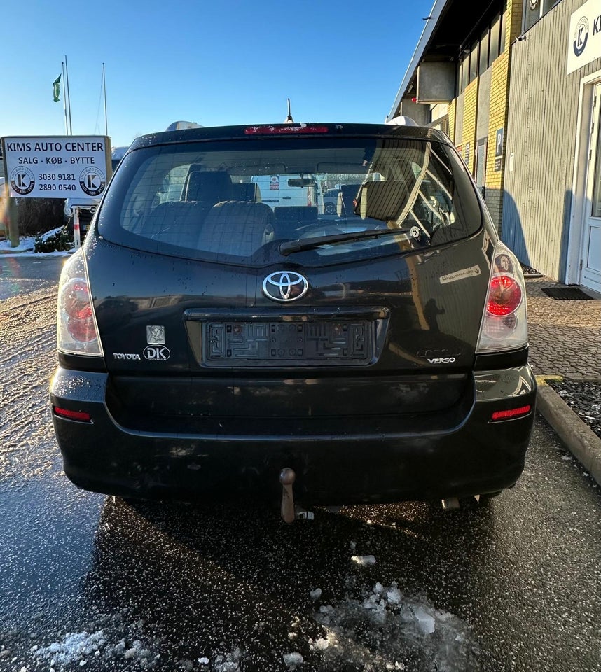 Toyota Corolla Verso 1,8 Sol 7prs 5d