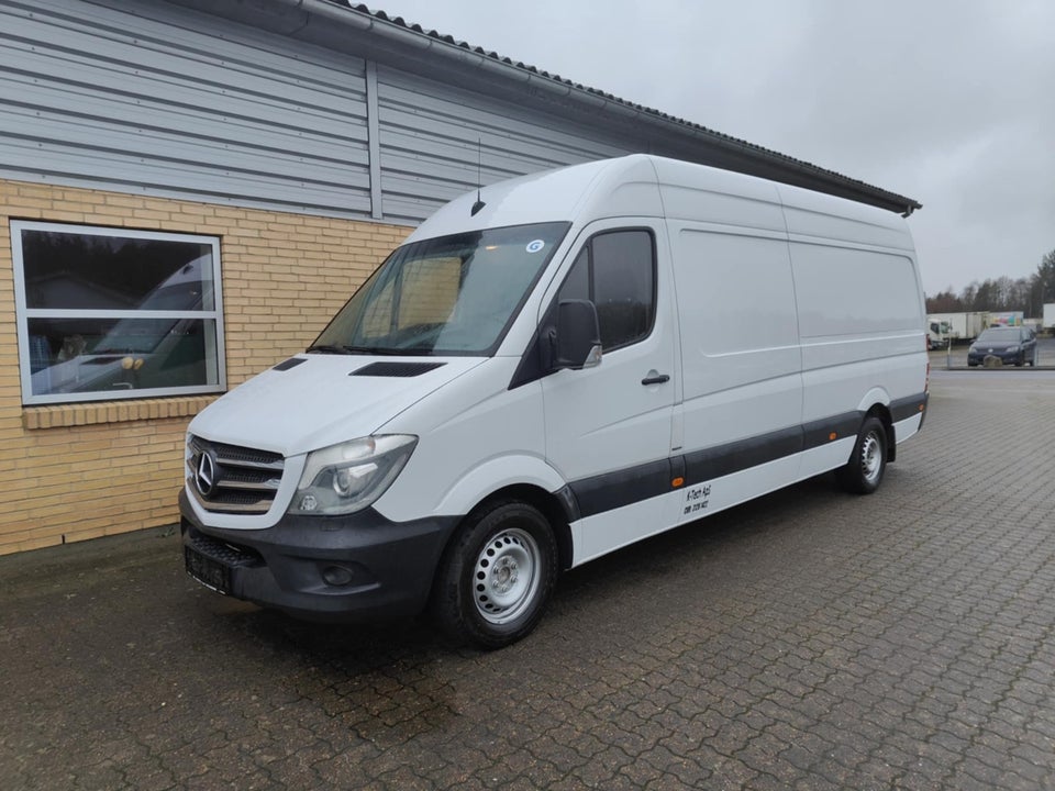 Mercedes Sprinter 319 3,0 CDi R3L Kassevogn 5d