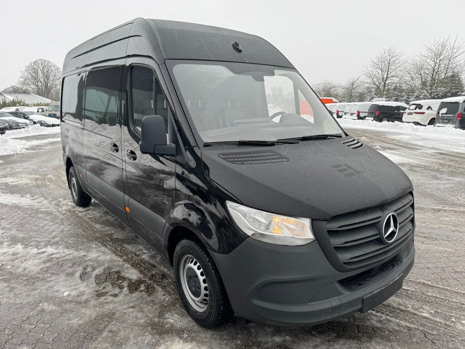 Mercedes Sprinter 214 2,2 CDi A2 Kassevogn aut. FWD