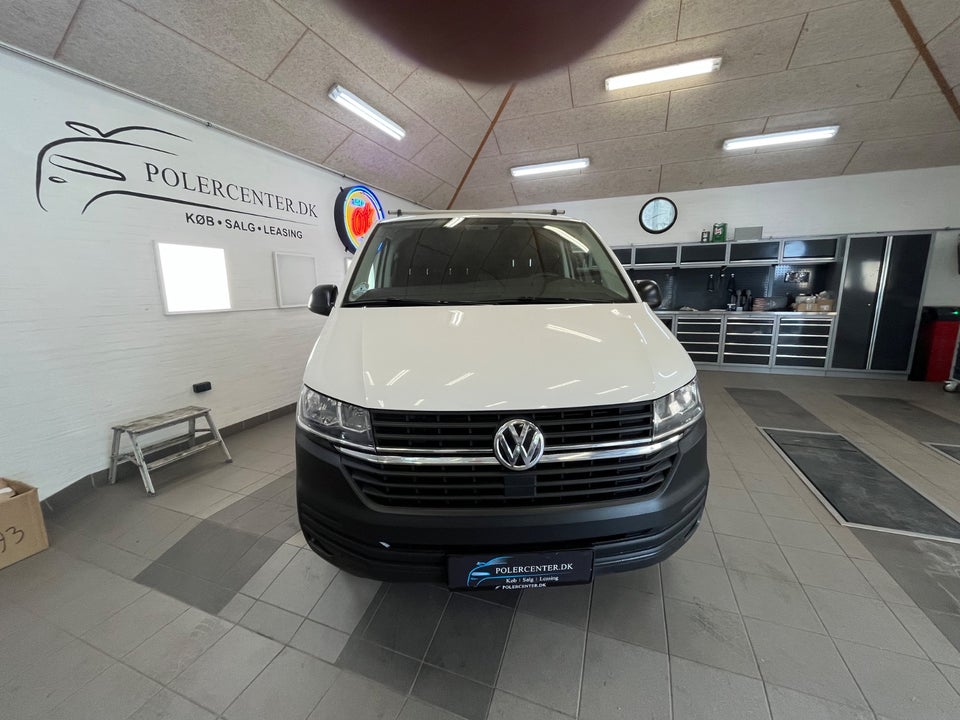 VW Transporter 2,0 TDi 150 Kassevogn lang