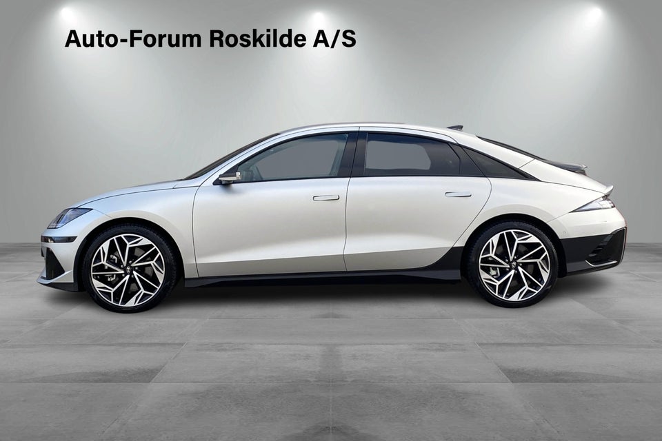 Hyundai Ioniq 6 77 Ultimate AWD 4d