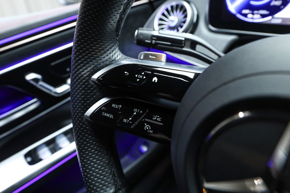 Mercedes EQE350 AMG Line 4d