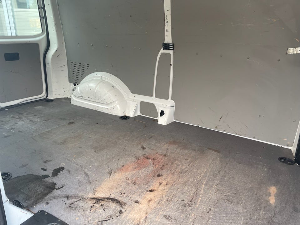 VW Transporter 2,0 TDi 204 Kassevogn DSG lang