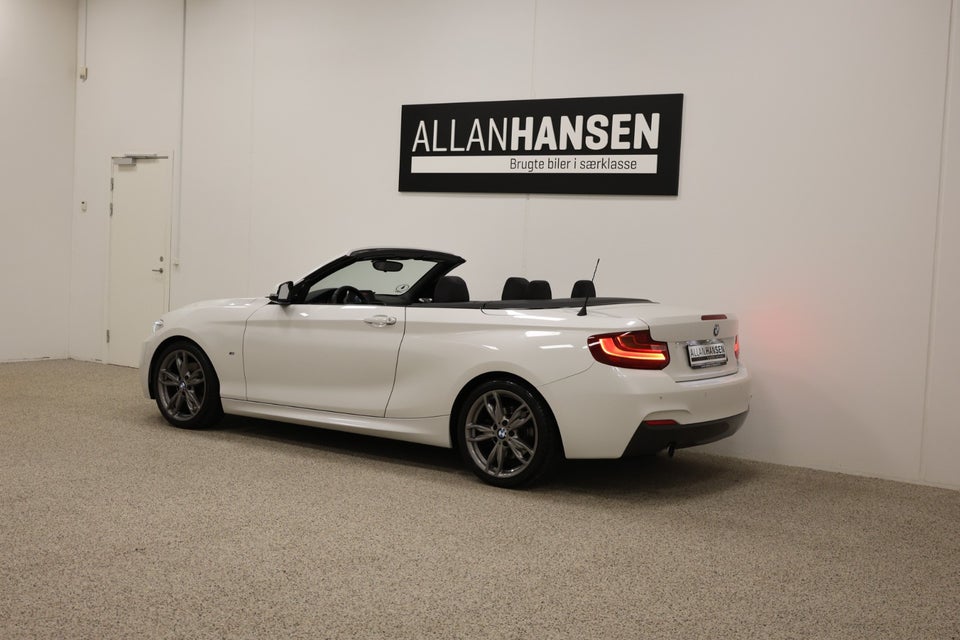 BMW 220i 2,0 Cabriolet M-Sport aut. 2d