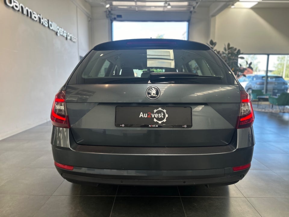 Skoda Octavia 1,6 TDi 115 Style Combi DSG 5d