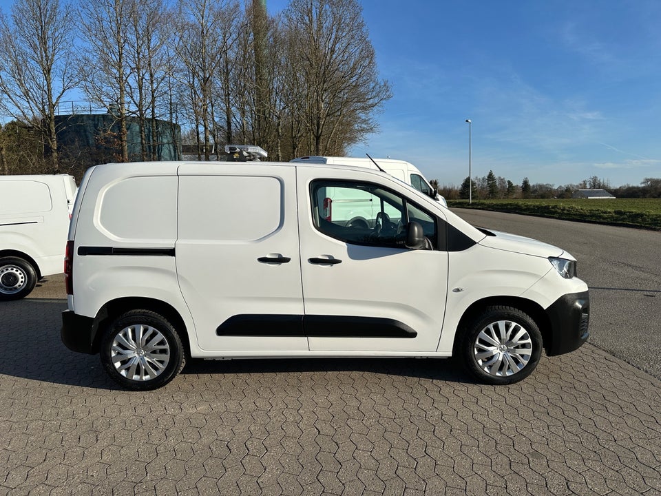 Peugeot Partner 1,5 BlueHDi 100 L1V1 Plus Van