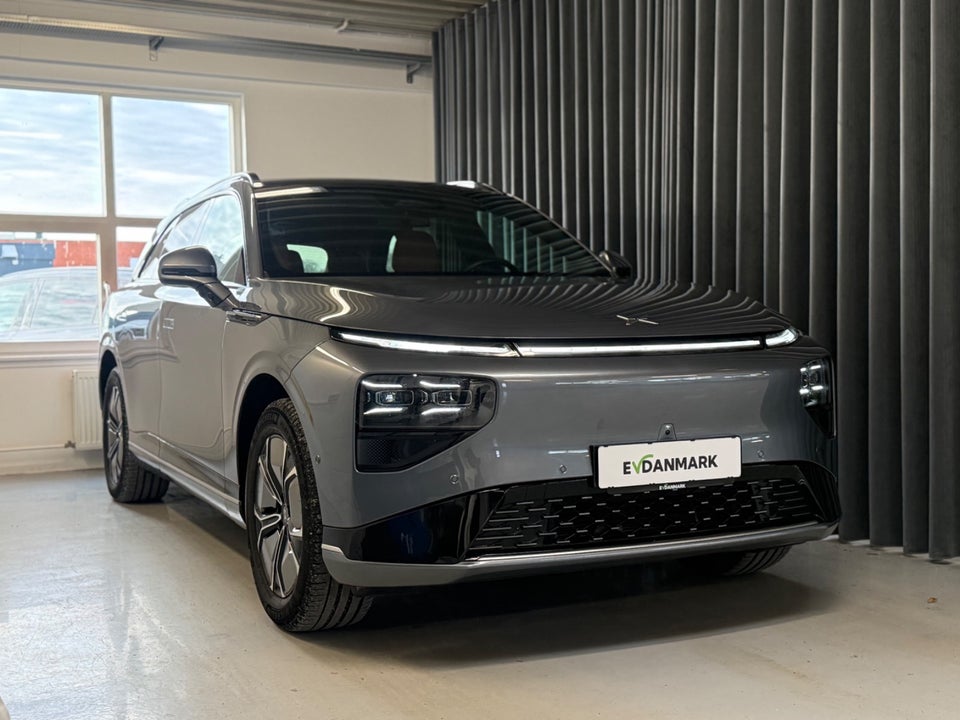 Xpeng G9 Long Range 5d