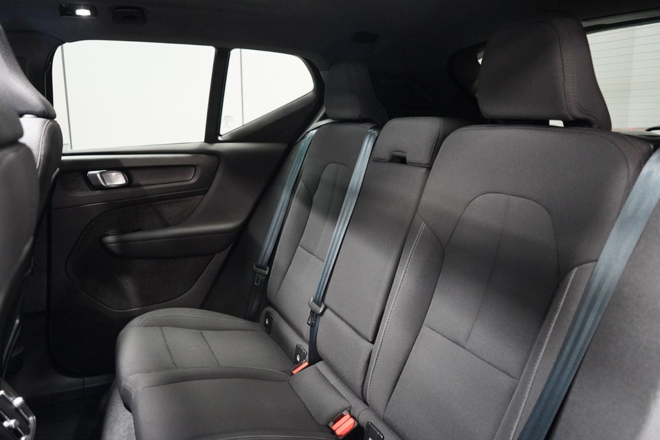 Volvo XC40 P6 ReCharge Pro 5d