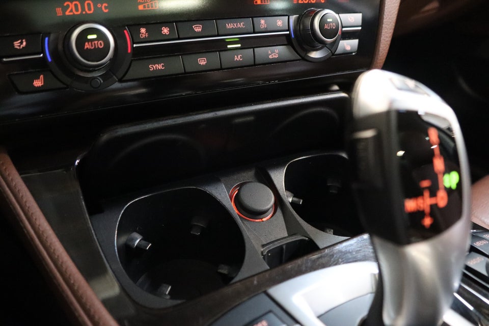 BMW 520d 2,0 Touring Luxury Line aut. 5d