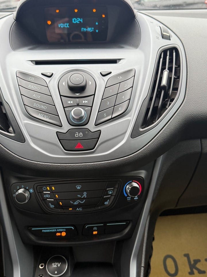 Ford B-MAX 1,0 SCTi 100 Titanium 5d