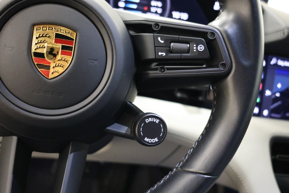 Porsche Taycan 4S Performance+ Cross Turismo 5d