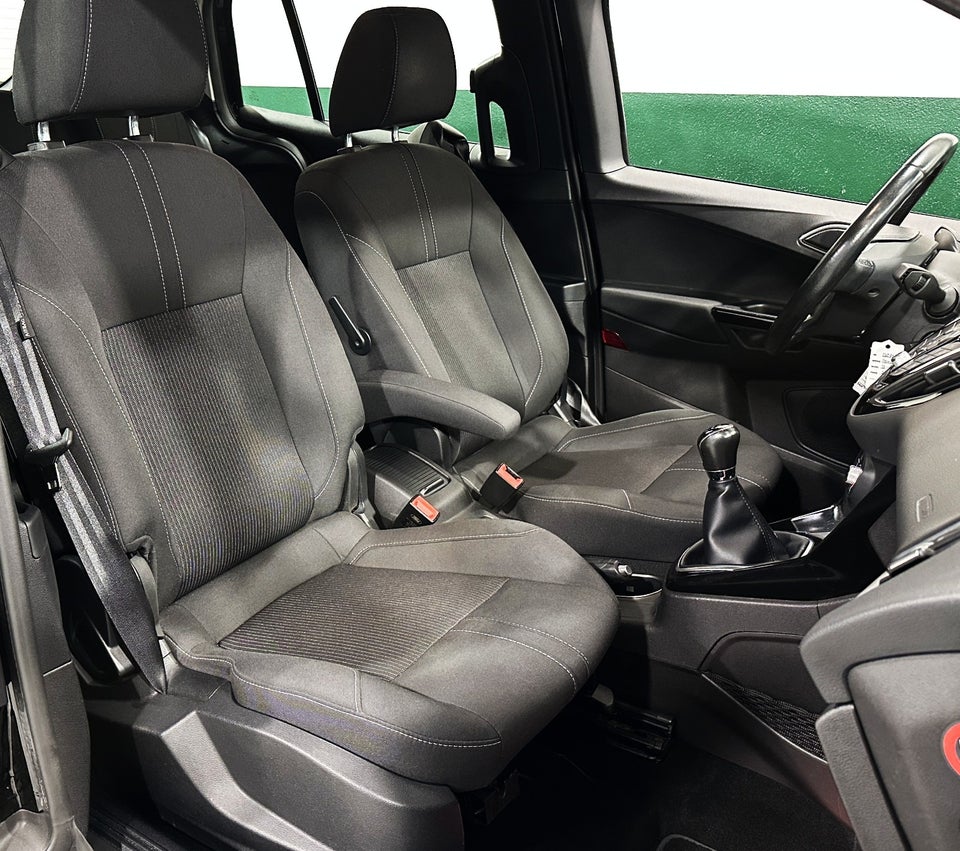 Ford B-MAX 1,0 SCTi 100 Titanium 5d