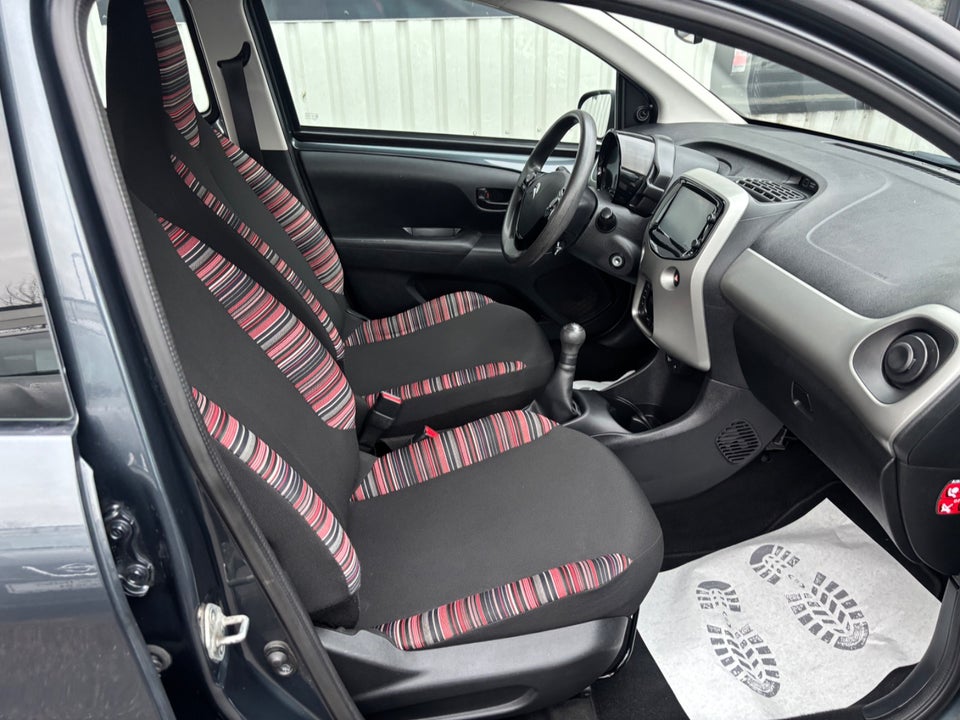 Citroën C1 1,2 PureTech Feel 5d